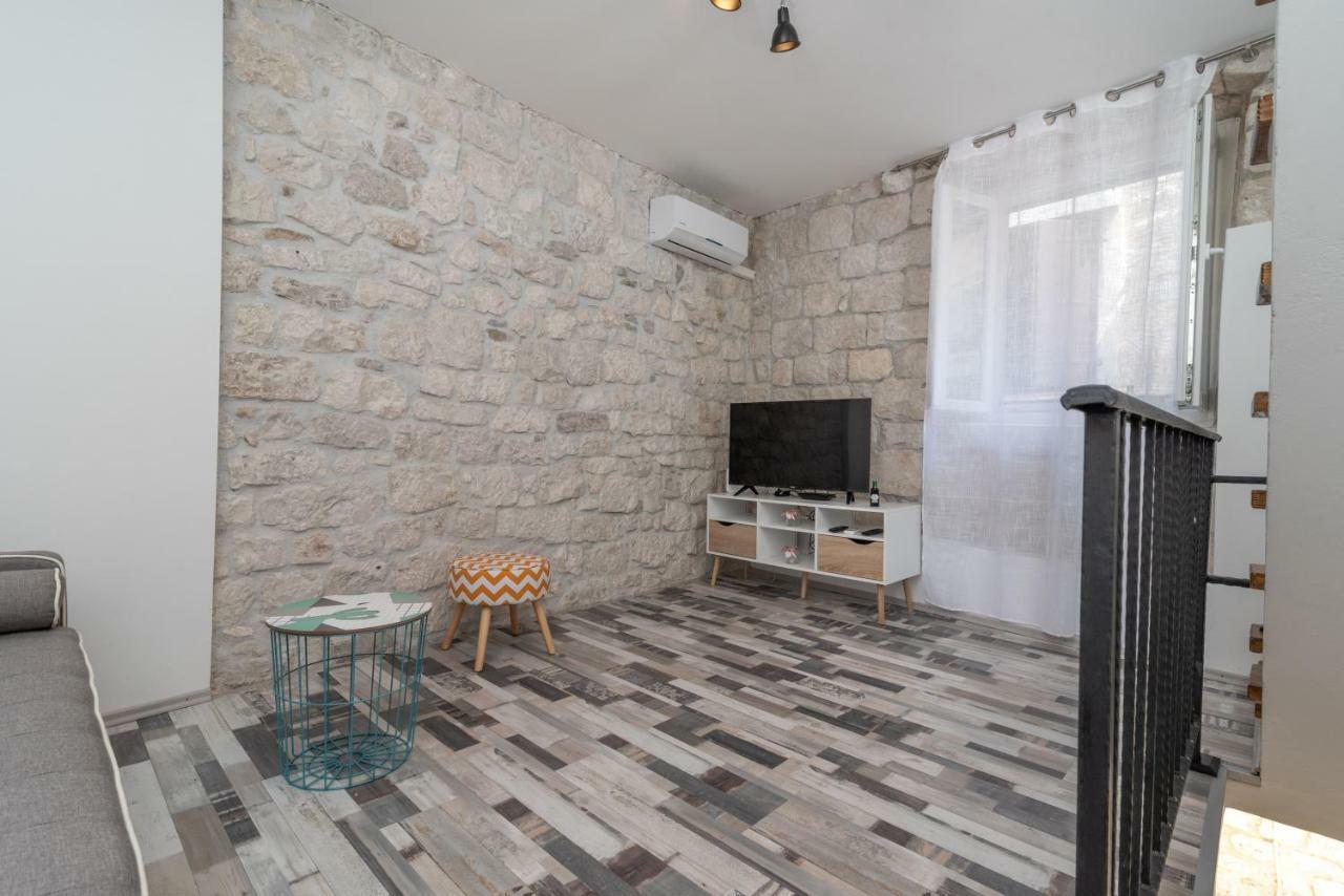 Apartman Skuribanda Trogir Exterior photo